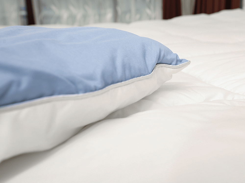 Dual na kulay ng polyester quilt